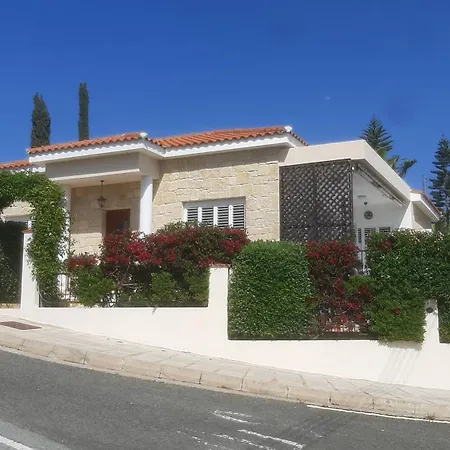 Holiday- Breathtaking Sea Views, Amazing Garden, Private Pool, Bbq, Next To Coral Bay, Lower Peyia, Paphos *