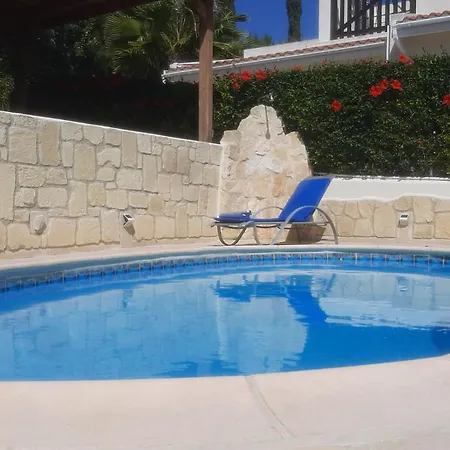Villa Holiday- Breathtaking Sea Views, Amazing Garden, Private Pool, Bbq, Next To Coral Bay, Lower Peyia, Paphos Pegeia
