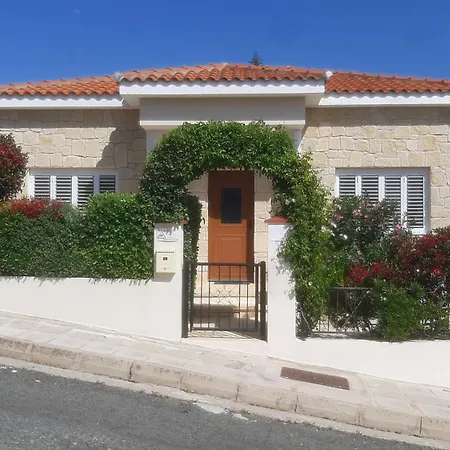 Holiday- Breathtaking Sea Views, Amazing Garden, Private Pool, Bbq, Next To Coral Bay, Lower Peyia, Paphos