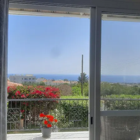 Holiday- Breathtaking Sea Views, Amazing Garden, Private Pool, Bbq, Next To Coral Bay, Lower Peyia, Paphos Βίλα