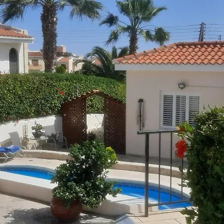 Holiday- Breathtaking Sea Views, Amazing Garden, Private Pool, Bbq, Next To Coral Bay, Lower Peyia, Paphos