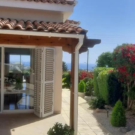 Holiday- Breathtaking Sea Views, Amazing Garden, Private Pool, Bbq, Next To Coral Bay, Lower Peyia, Paphos ヴィラ *