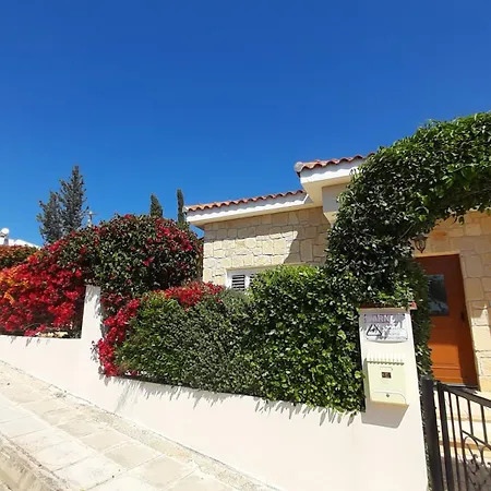 Holiday- Breathtaking Sea Views, Amazing Garden, Private Pool, Bbq, Next To Coral Bay, Lower Peyia, Paphos