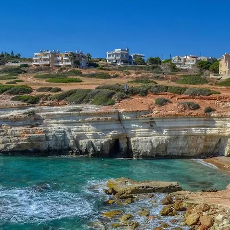 Holiday- Breathtaking Sea Views, Amazing Garden, Private Pool, Bbq, Next To Coral Bay, Lower Peyia, Paphos Πέγεια