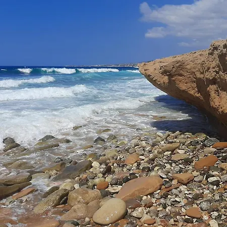 Βίλα Holiday- Breathtaking Sea Views, Amazing Garden, Private Pool, Bbq, Next To Coral Bay, Lower Peyia, Paphos *