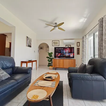 Holiday- Breathtaking Sea Views, Amazing Garden, Private Pool, Bbq, Next To Coral Bay, Lower Peyia, Paphos ペイヤ