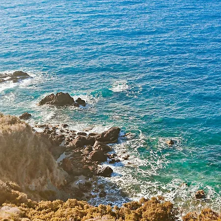 Holiday- Breathtaking Sea Views, Amazing Garden, Private Pool, Bbq, Next To Coral Bay, Lower Peyia, Paphos