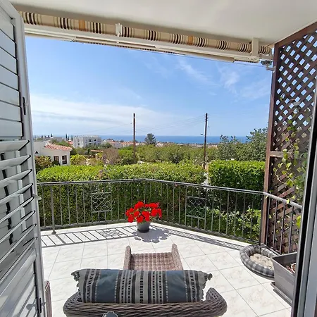 Holiday- Breathtaking Sea Views, Amazing Garden, Private Pool, Bbq, Next To Coral Bay, Lower Peyia, Paphos Βίλα