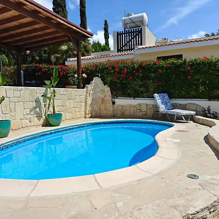 Villa Holiday- Breathtaking Sea Views, Amazing Garden, Private Pool, Bbq, Next To Coral Bay, Lower Peyia, Paphos