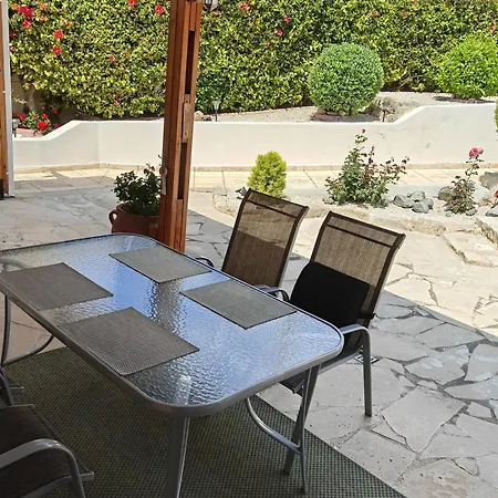 Holiday- Breathtaking Sea Views, Amazing Garden, Private Pool, Bbq, Next To Coral Bay, Lower Peyia, Paphos Πέγεια