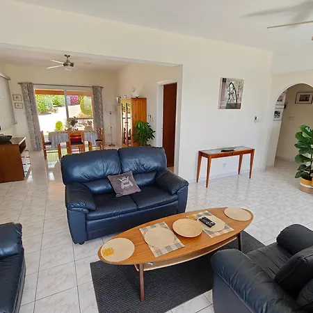 Holiday- Breathtaking Sea Views, Amazing Garden, Private Pool, Bbq, Next To Coral Bay, Lower Peyia, Paphos Villa *