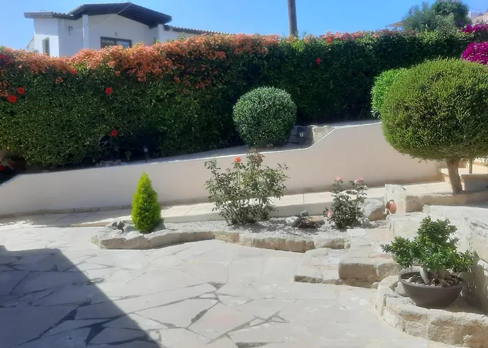 Holiday- Breathtaking Sea Views, Amazing Garden, Private Pool, Bbq, Next To Coral Bay, Lower Peyia, Paphos Vila Pegeia