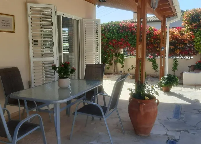 Holiday- Breathtaking Sea Views, Amazing Garden, Private Pool, Bbq, Next To Coral Bay, Lower Peyia, Paphos * Pegeia