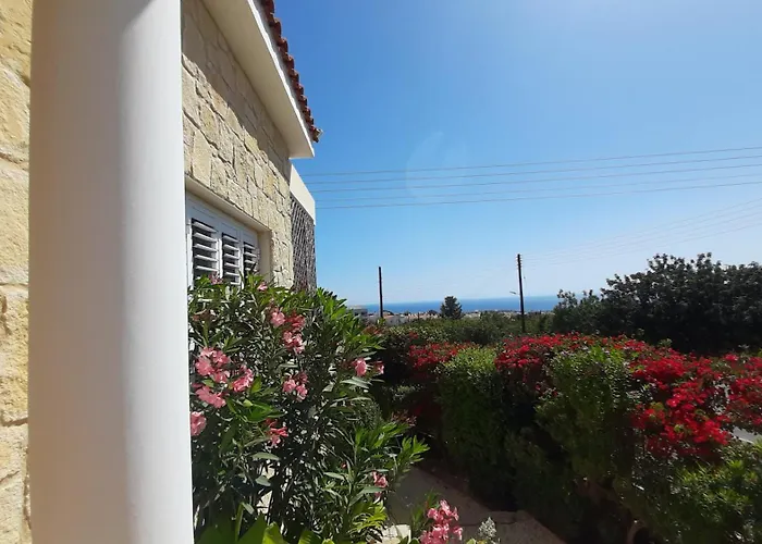 Holiday- Breathtaking Sea Views, Amazing Garden, Private Pool, Bbq, Next To Coral Bay, Lower Peyia, Paphos *
