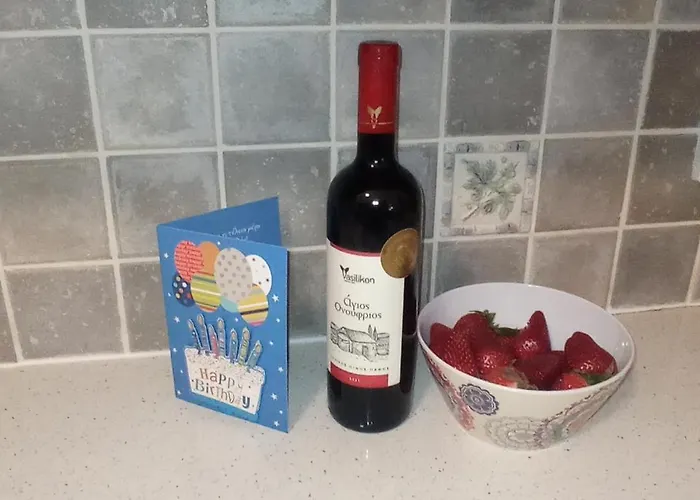 Holiday- Breathtaking Sea Views, Amazing Garden, Private Pool, Bbq, Next To Coral Bay, Lower Peyia, Paphos * Pegeia