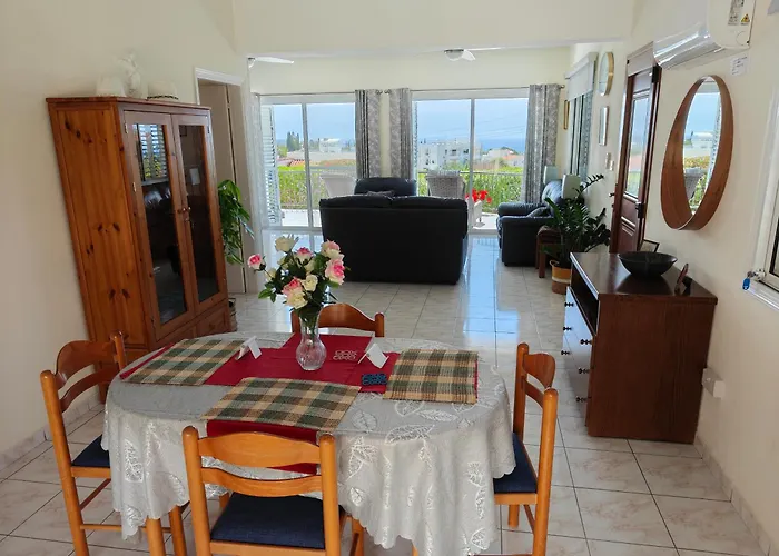 Holiday- Breathtaking Sea Views, Amazing Garden, Private Pool, Bbq, Next To Coral Bay, Lower Peyia, Paphos Vila *