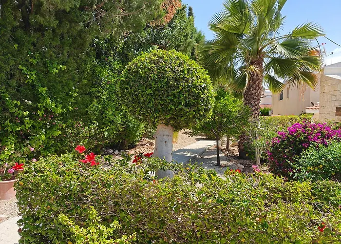 Holiday- Breathtaking Sea Views, Amazing Garden, Private Pool, Bbq, Next To Coral Bay, Lower Peyia, Paphos *