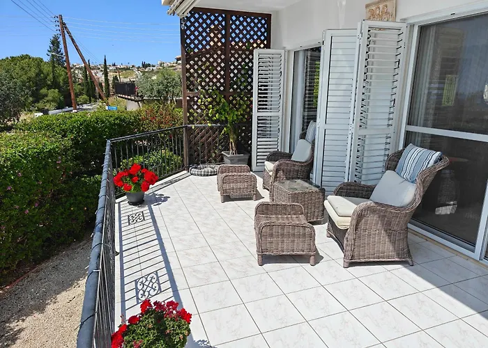 Holiday- Breathtaking Sea Views, Amazing Garden, Private Pool, Bbq, Next To Coral Bay, Lower Peyia, Paphos *
