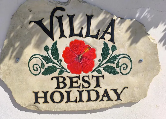 Вилла Holiday- Breathtaking Sea Views, Amazing Garden, Private Pool, Bbq, Next To Coral Bay, Lower Peyia, Paphos